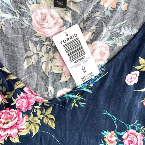 NWT Torrid Navy Floral  V Neck Tank Size 4 4x - Picture 4 of 4